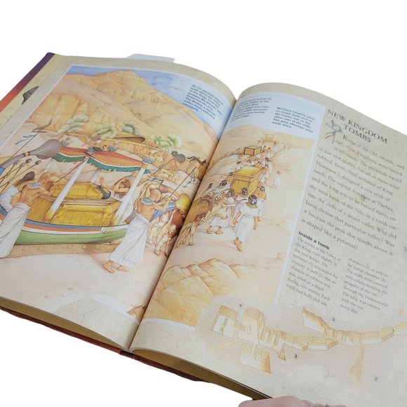 VINTAGE Kingfisher Book of PYRAMIDS - Picture 4 of 5